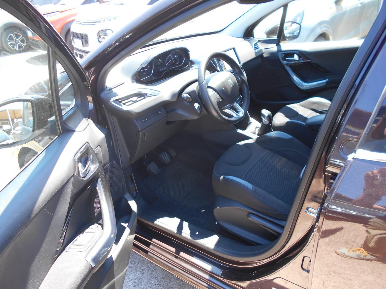Peugeot 208 1.6 VTi 120 CV 5 porte Allure