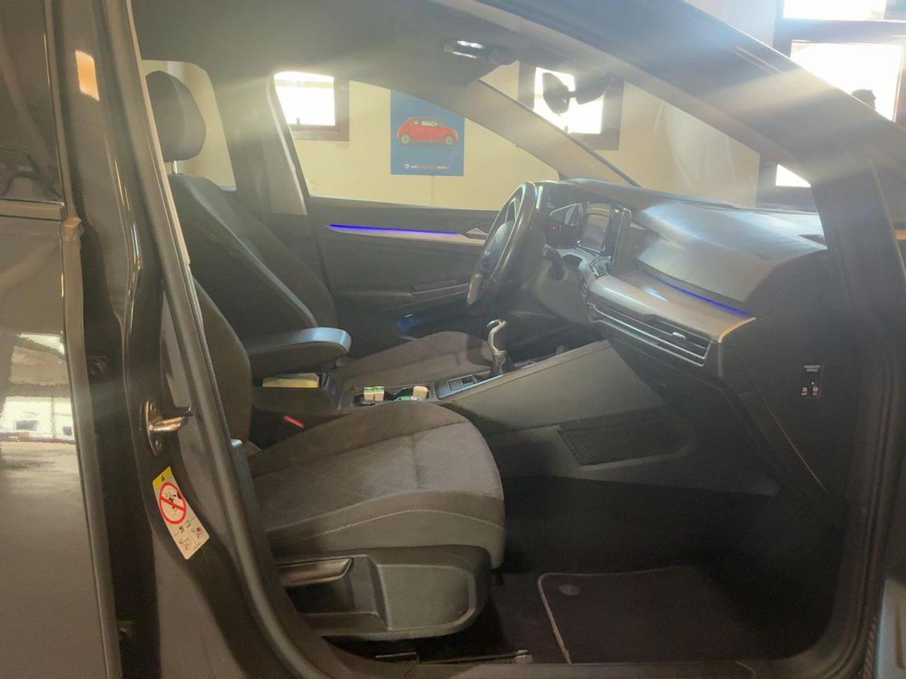 Volkswagen Golf 1.5 TSI Life #11539