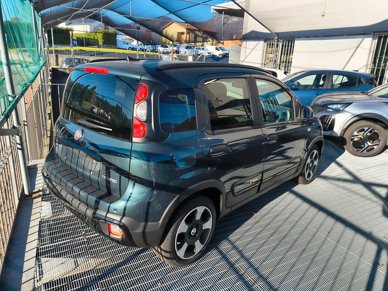 Fiat Panda 1.0 Hybrid Pandina