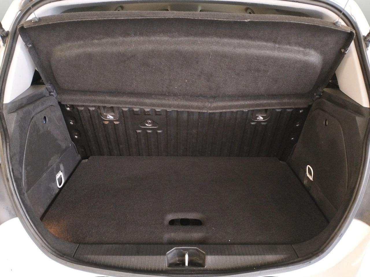 Opel Corsa 1.4 90CV GPL Tech 5 porte Cosmo - NEOPATENTATI