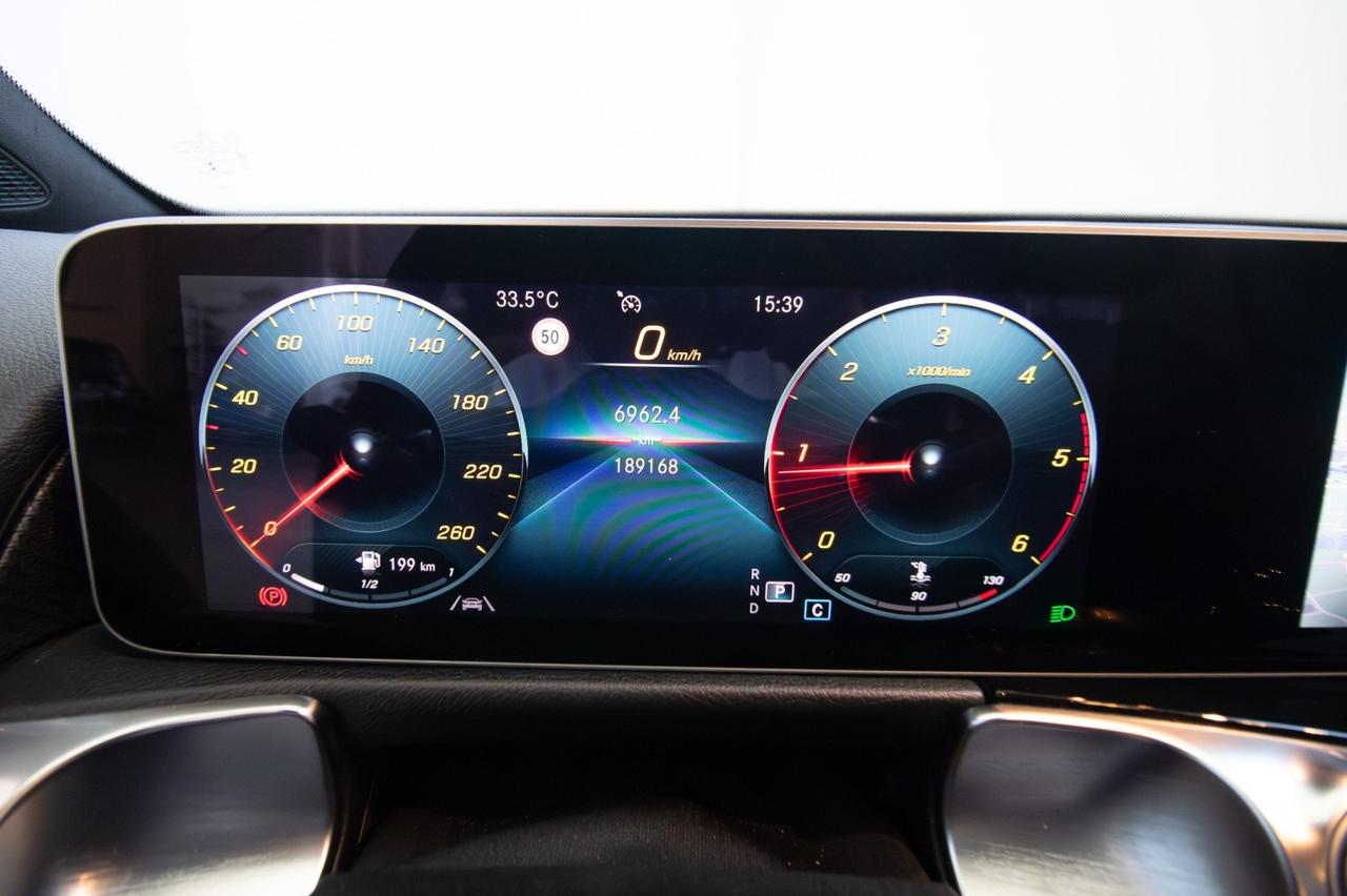 Mercedes-Benz GLB 200 D Premium Amg Night 4 Matic 150cv