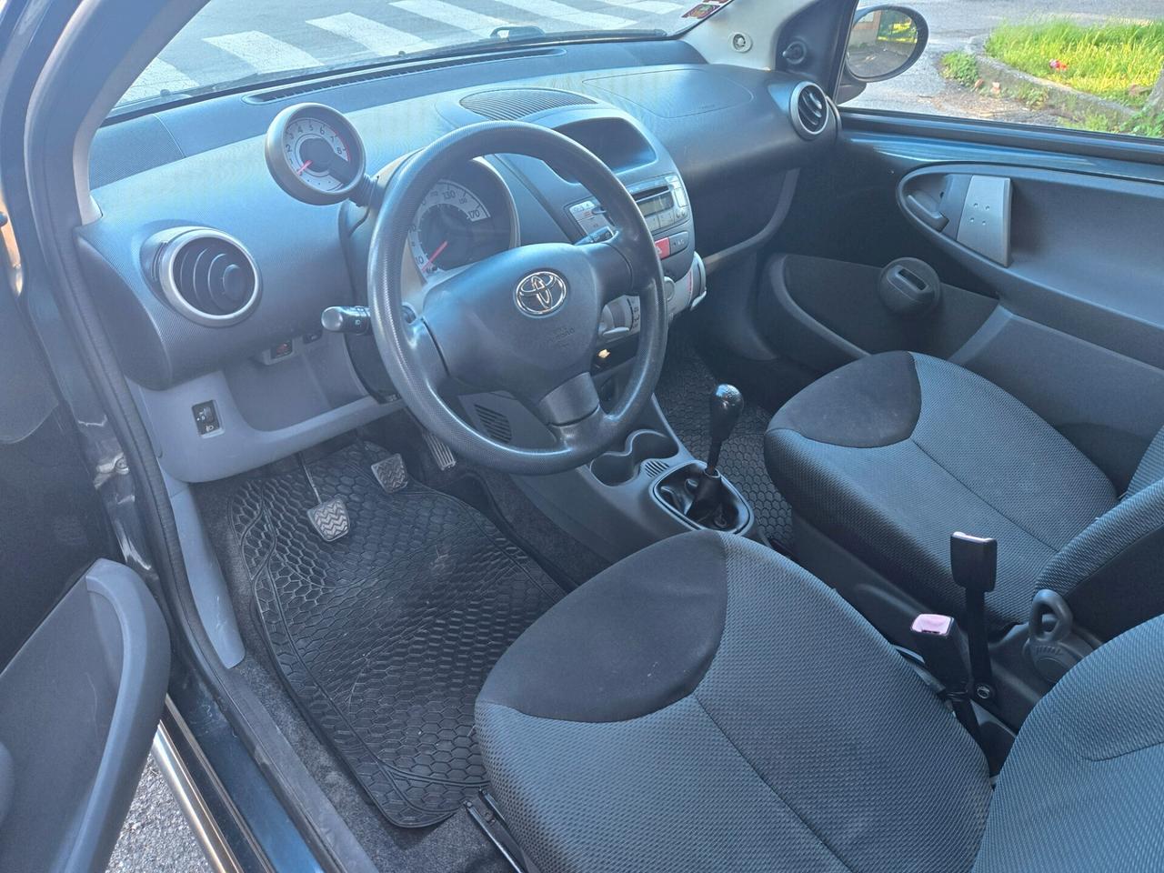 Toyota Aygo 1.0 12V VVT-i 3 porte Sol