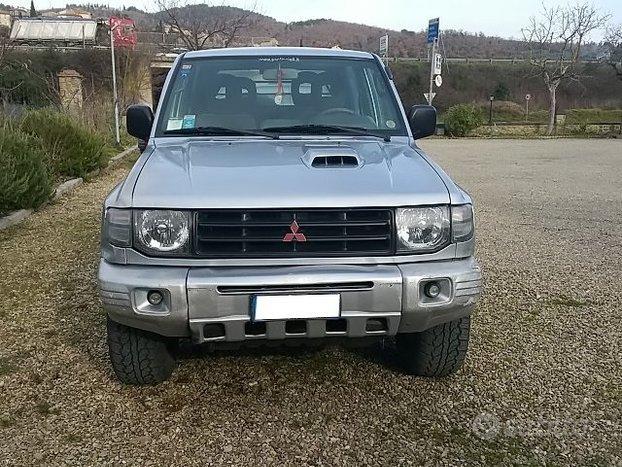 Mitsubishi Pajero II 2.5 TDI 115CV GL Autocarro G.Traino