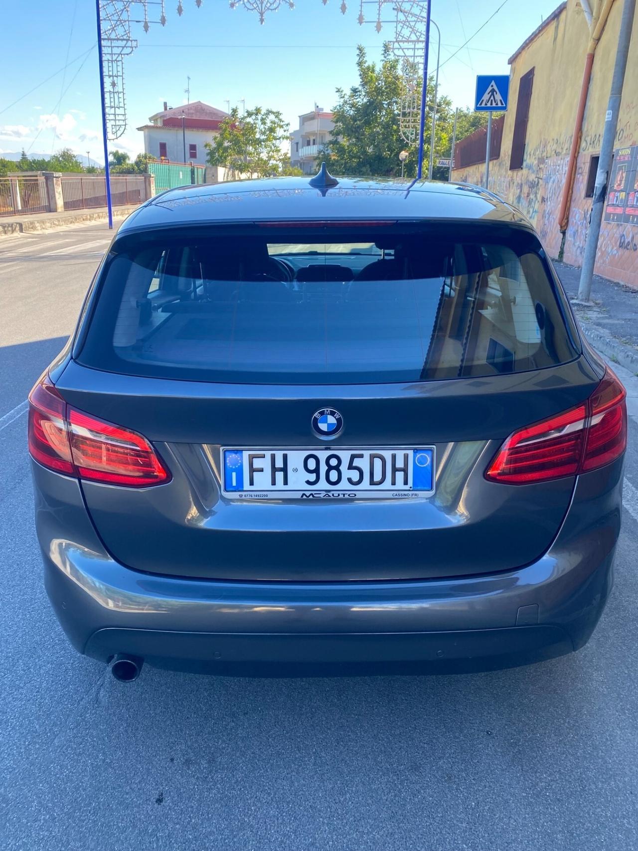 Bmw 216d Anno 2017 Full Navi Led Xeno