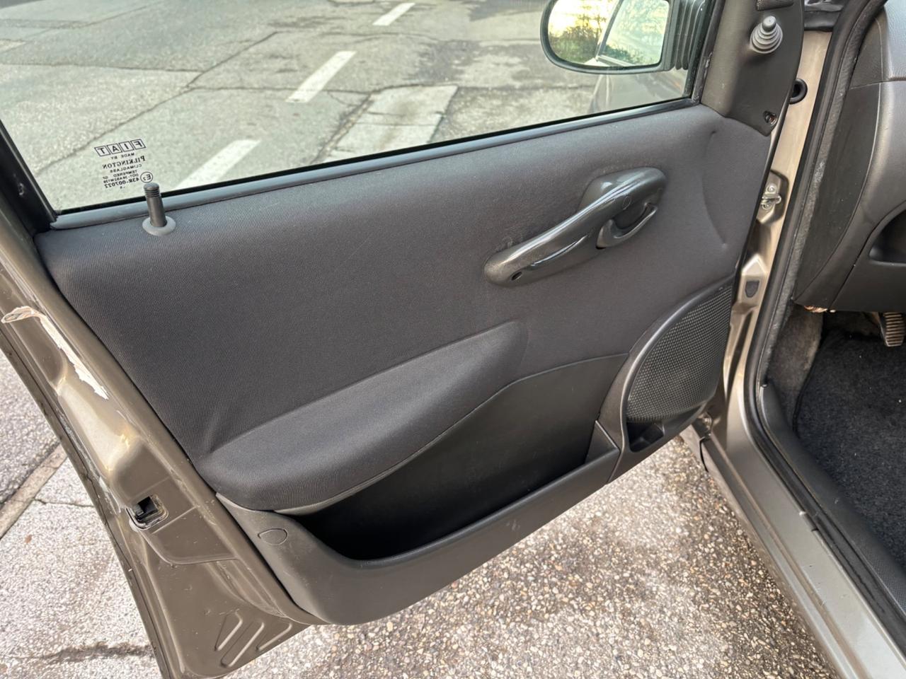 Fiat Punto 1.2 5 porte Active