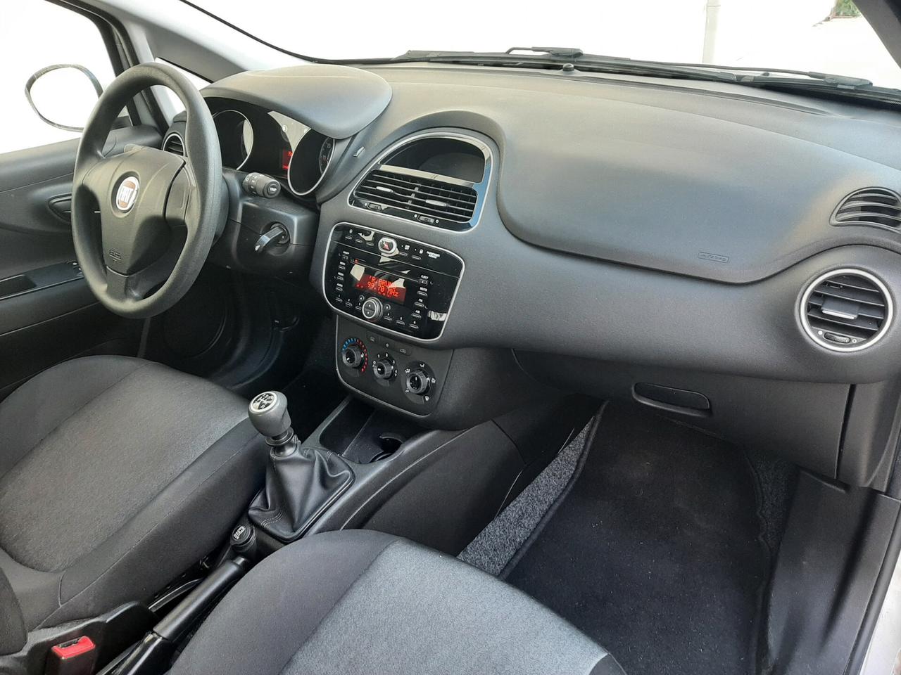 Fiat Punto 1.4 77cv 5p Natural Power Street