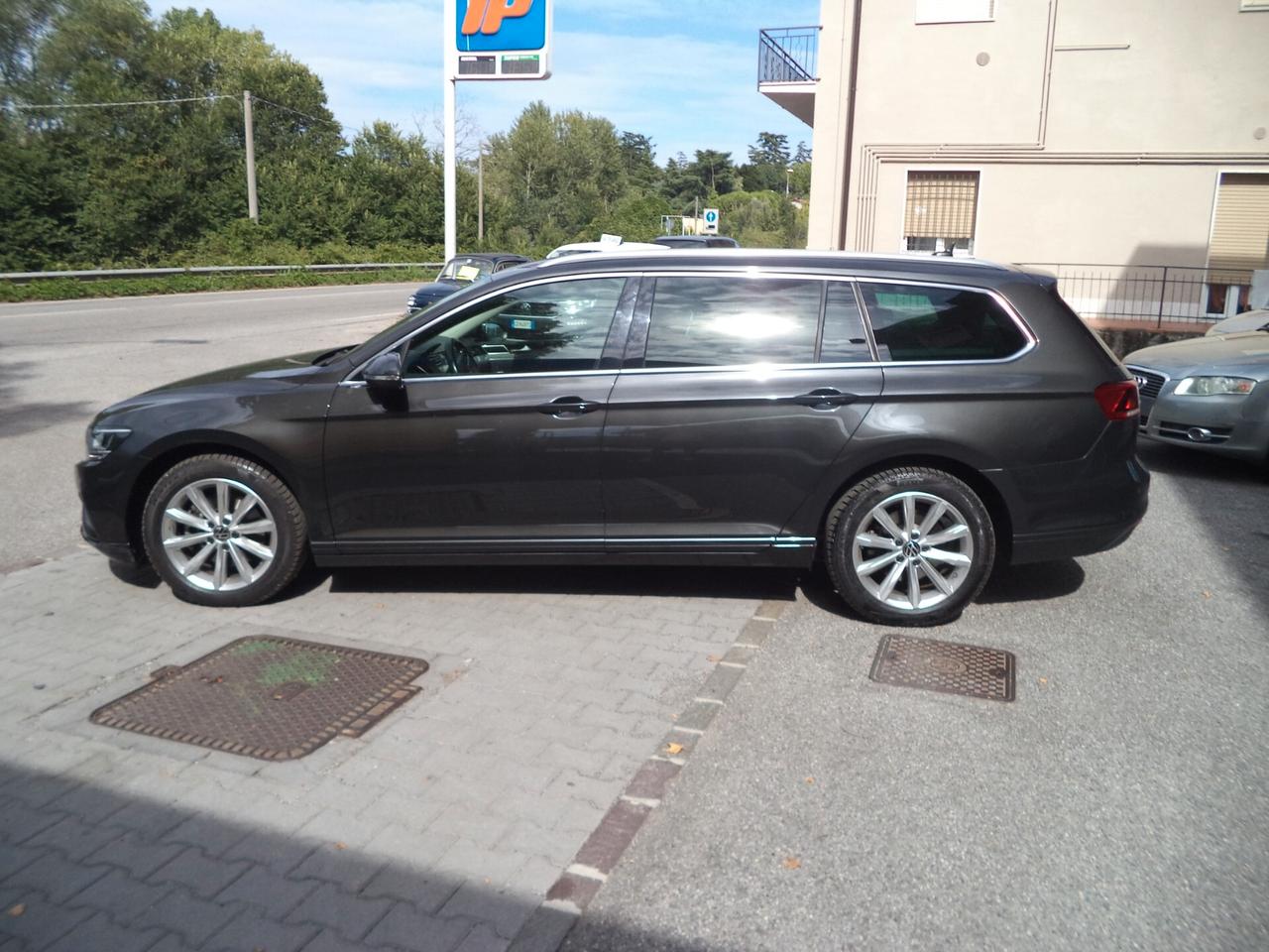 Volkswagen Passat Variant 2.0 TDI SCR 122 CV EVO DSG Business