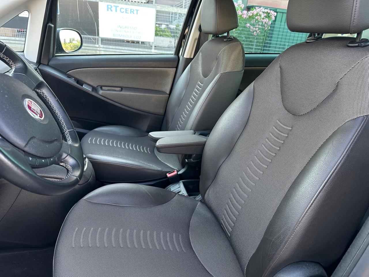 Fiat Idea 1.6 Multijet 16V DPF BlackMotion