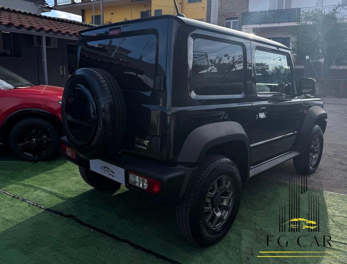 Suzuki Jimny 1.5 5MT Top