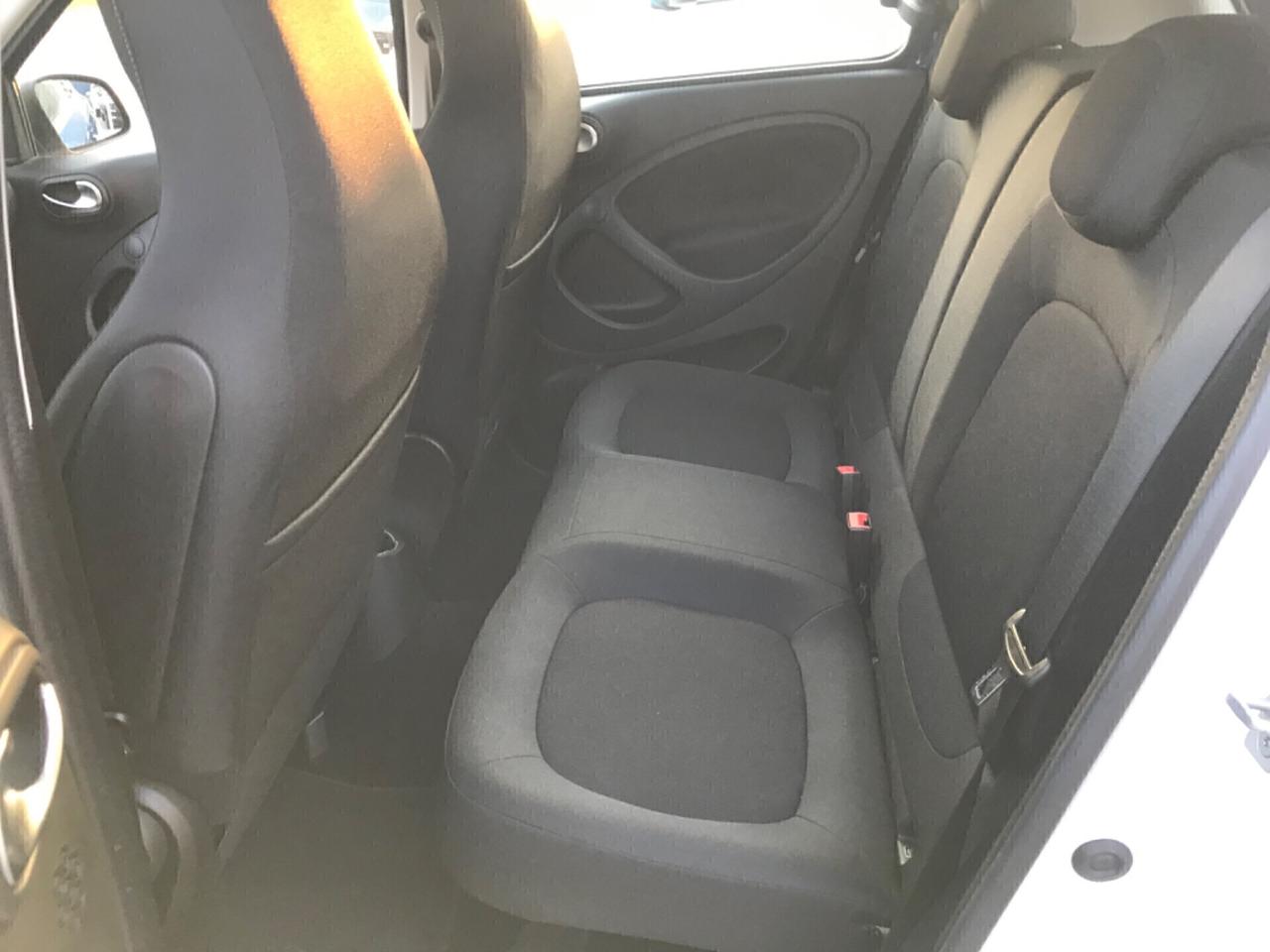 Smart ForFour 70 1.0 twinamic Passion km 6 mila par al nuovo