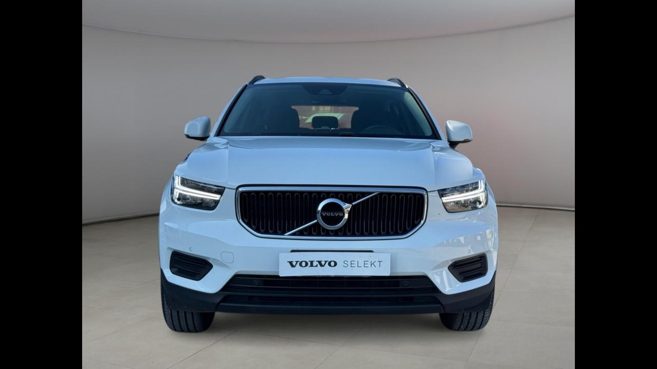 VOLVO XC40 - XC40 1.5 t2 Momentum Core my21