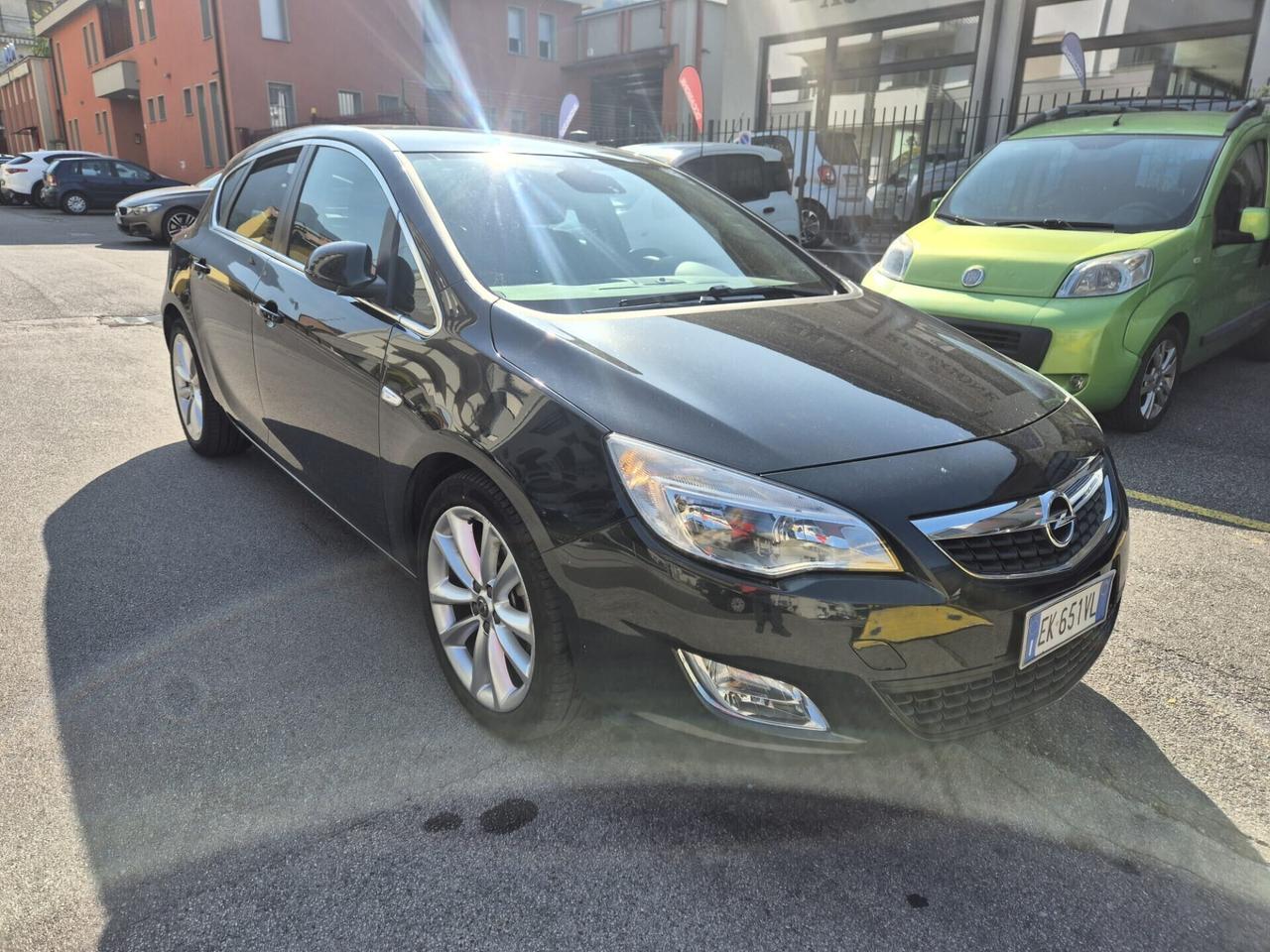 Opel Astra 1.4 Turbo Cosmo 140CV 5 porte PER COMME