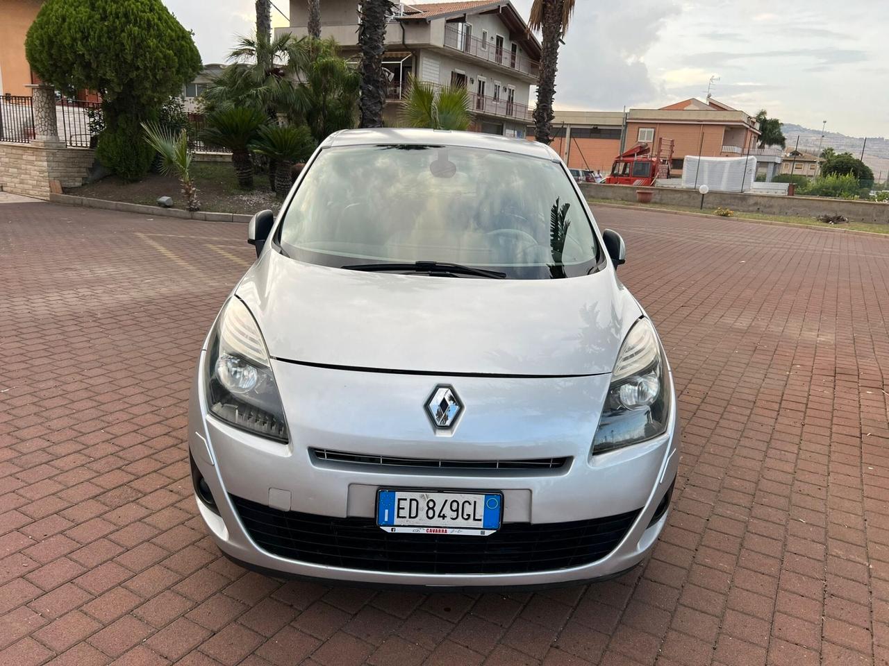 Renault Scenic Scénic 1.9 dCi 130CV Luxe