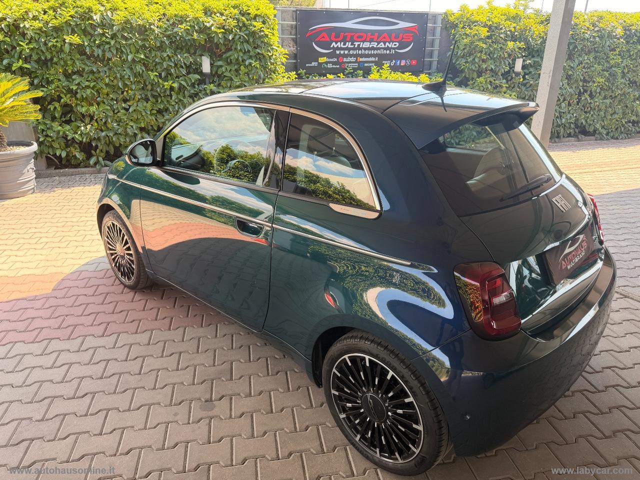 FIAT 500 La Prima Berlina 42 kWh