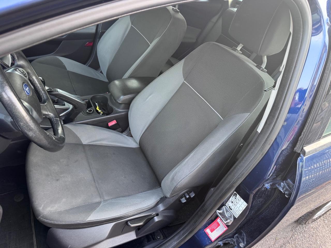 Ford Focus 1.6 TDCi 115 CV SW neopaten garanzia 12 mesi