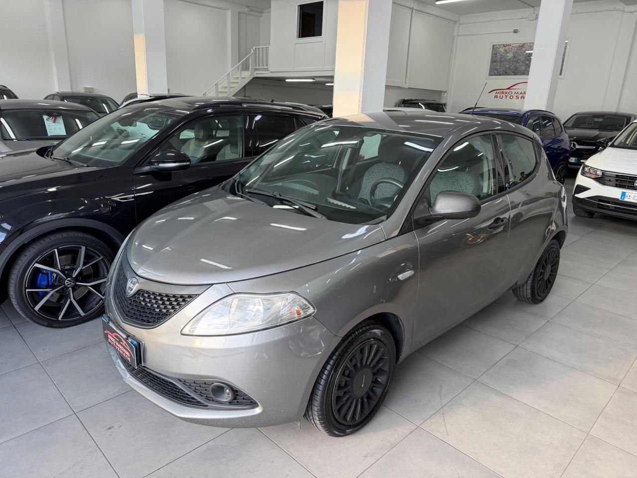 Lancia Ypsilon 1.2 BENZ/ GPL Ecochic FINANZIABILE
