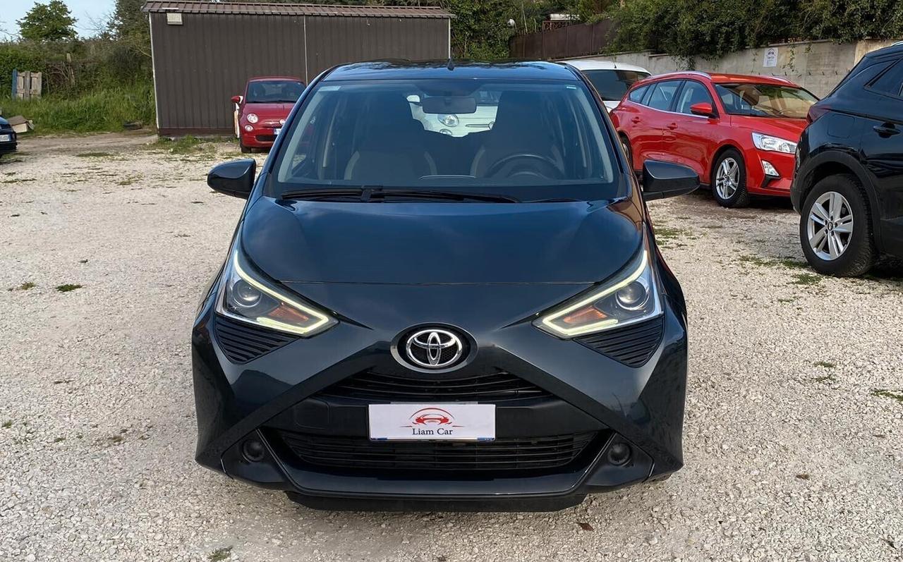 Toyota Aygo 1.0 VVT-i 69 CV 5 porte x-business