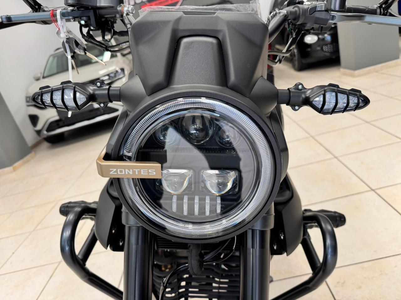 Zontes ZT 125 G TOTAL BLACK