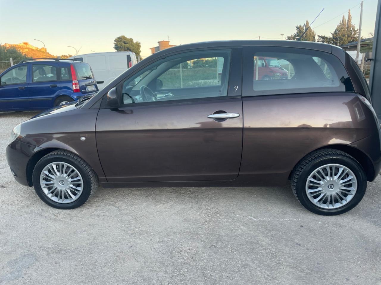 Lancia Ypsilon 1.2 Platino 2010