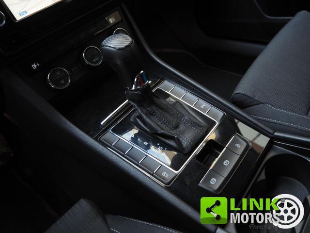 SKODA Superb 2.0 TDI DSG Wagon Executive