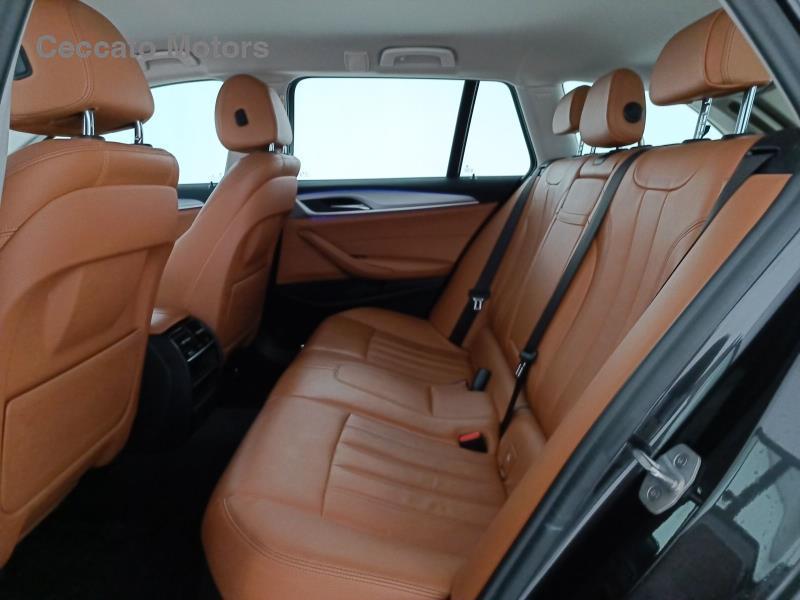 BMW Serie 5 Touring 520 d Business Steptronic