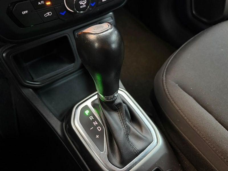 Jeep Renegade 1.3 T4 DDCT 150cv S