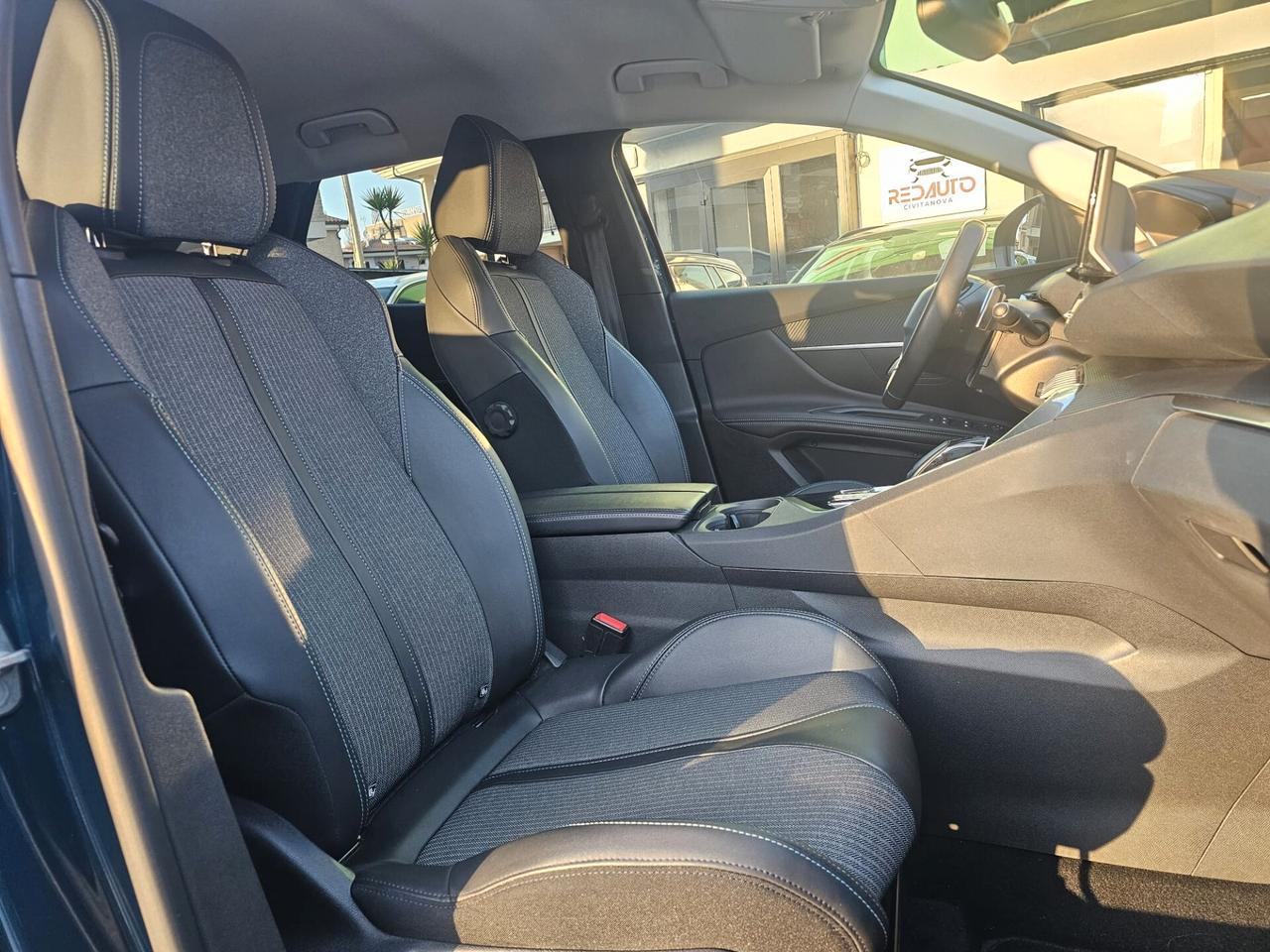 Peugeot 3008 BlueHDi 130 S&S EAT8 Allure Pack