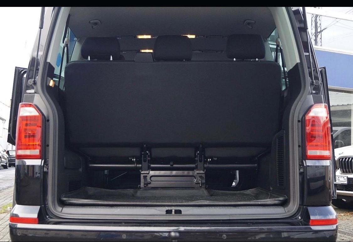 Volkswagen Caravelle 2.0 TDI 204CV 4 Motion PL Comfortline 7 Posti