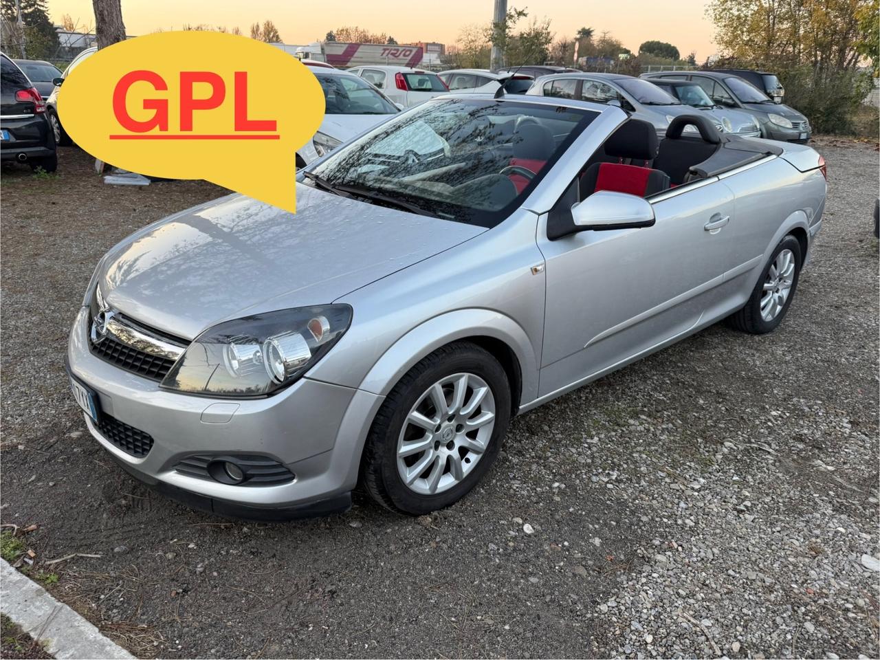 Opel Astra TwinTop 1.6 16V VVT Cosmo