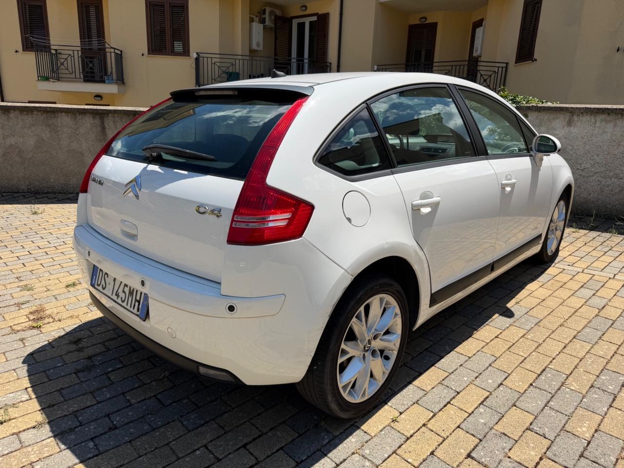 Citroen C4 1.6 16V VTi 120CV NEOPATETATI