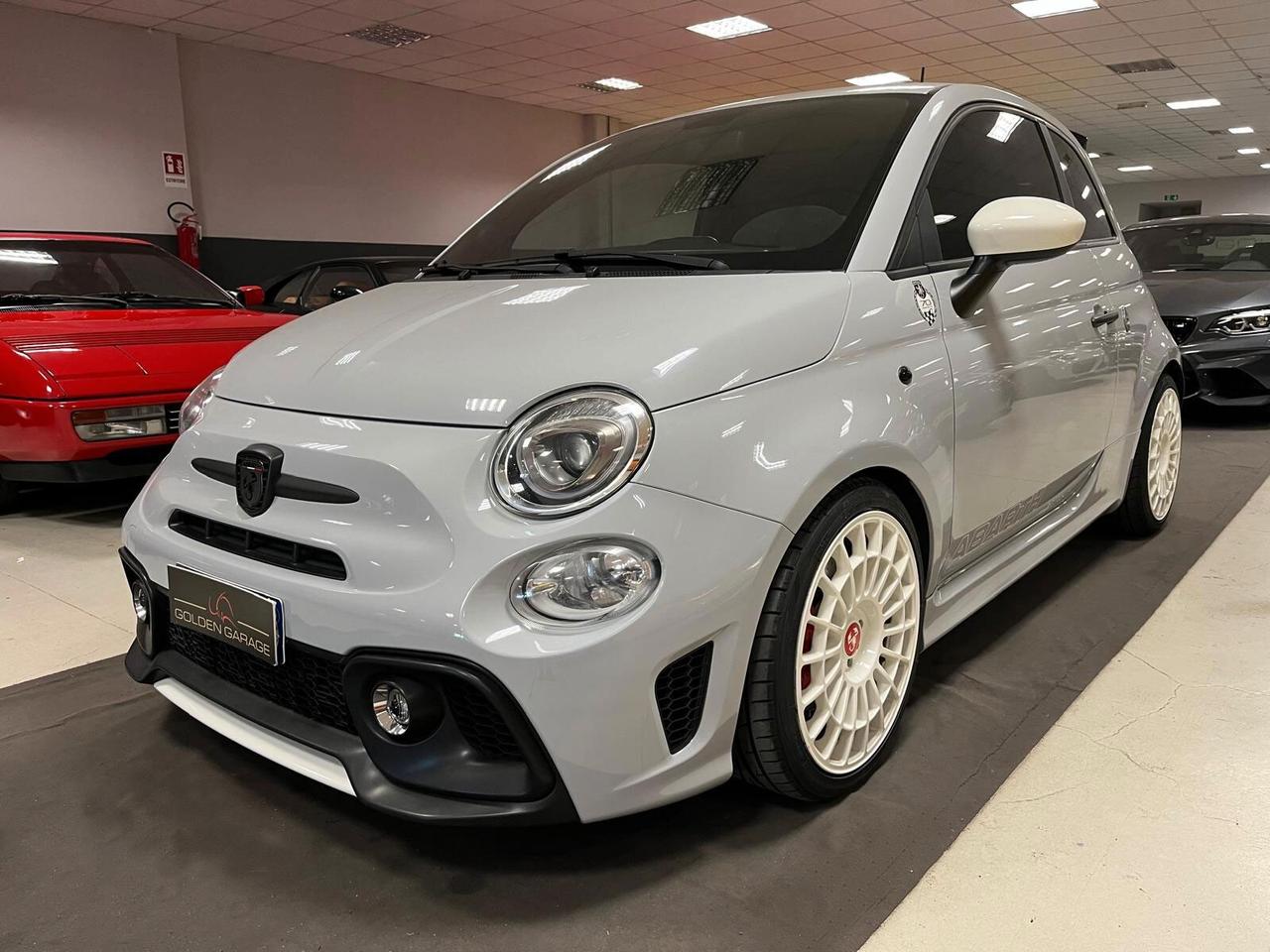 Abarth 595 1.4 Turbo T-Jet 180 CV Esseesse