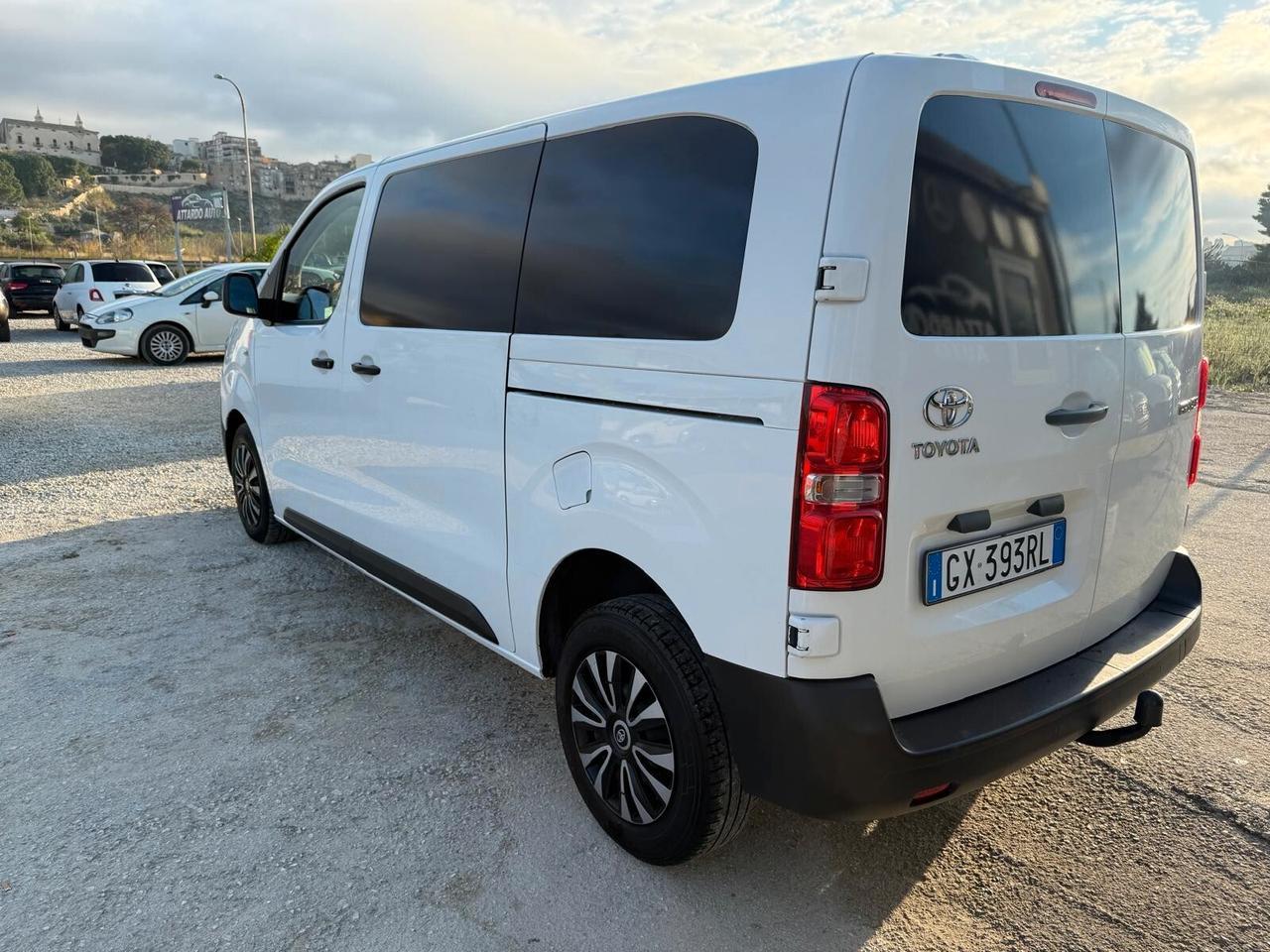 Toyota Proace 2.0D 122CV PL-TN Furgone Medium 4p.14q