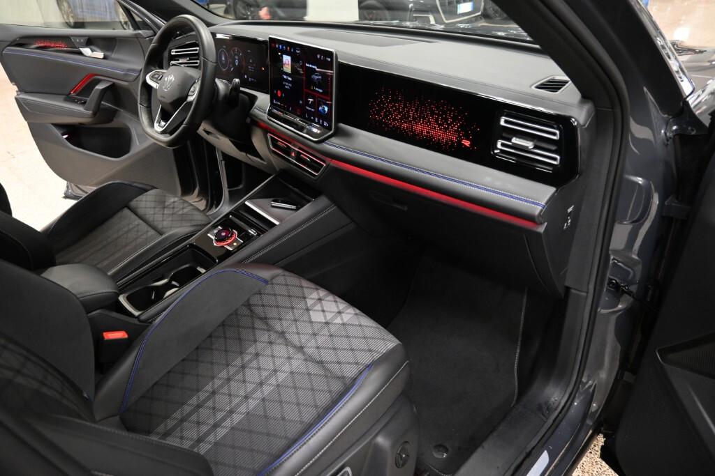 VOLKSWAGEN TIGUAN 2.0 TDI 150CV DSG R-LINE *2024