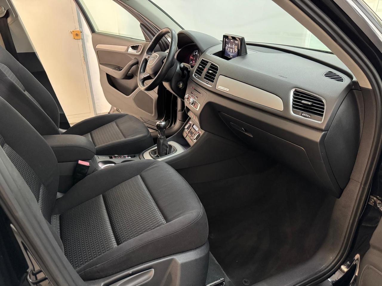 Audi Q3 2.0 TDI Quattro 140/CV con Tetto Apribile