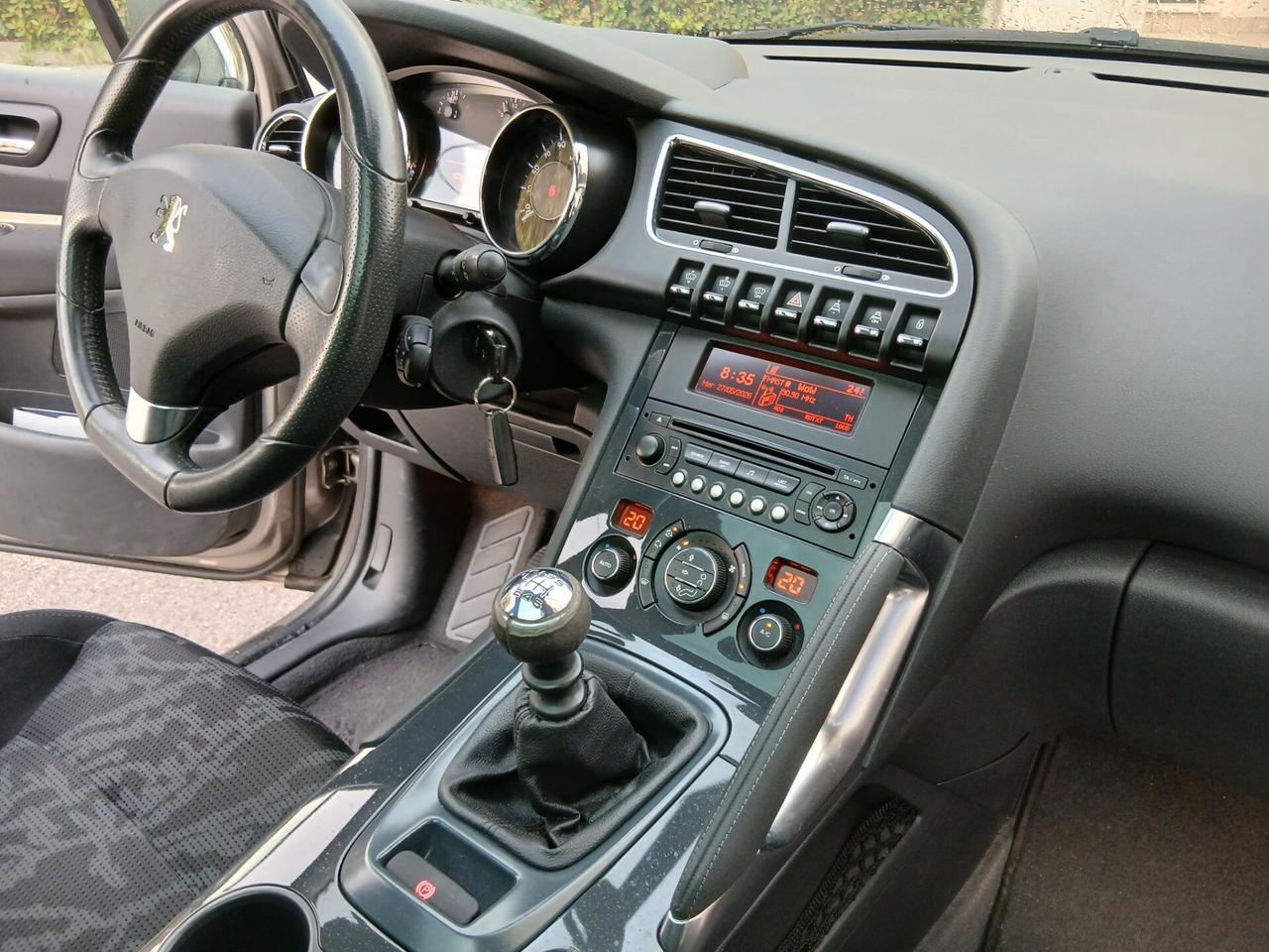 Peugeot 3008 1.6 HDi 112CV Allure Full Optional in pronta consegna