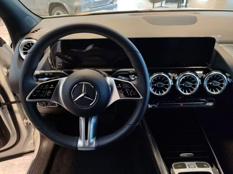 Mercedes-Benz EQA 300 4Matic Progressive Advanced