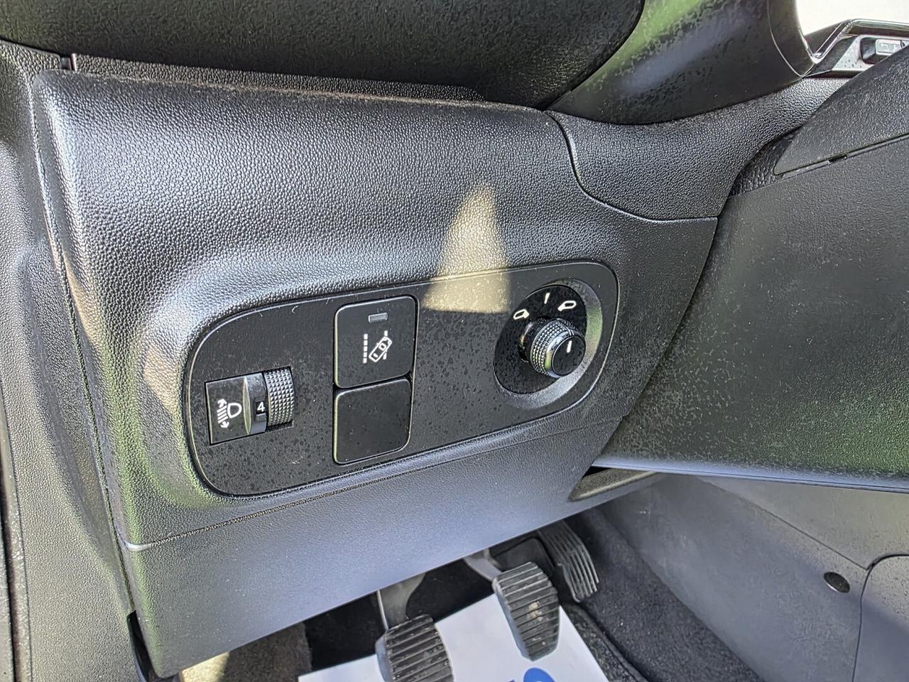 Citroen C3 1.2 Benz. Club(GARANTITA-NEOPATENTATI)