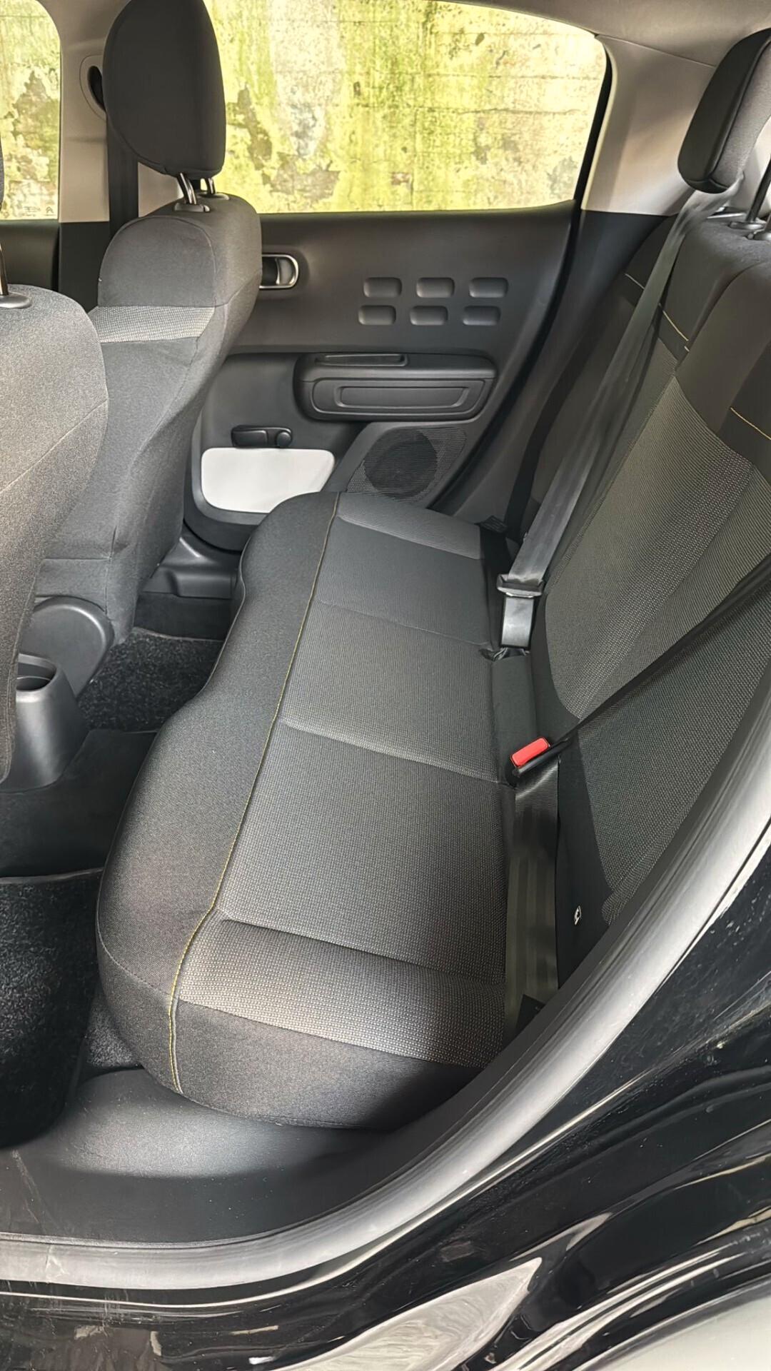 CITROEN C3 1.5 DIESEL, BLUE HDI 100CV S&S BUSINES COMBI N1 M6 MY20 CON POSTI NUMERO 4, 2023 - 5 Porte, chilometraggio 18.000 km prestazione 75 kW (102 CV), tipo di Alimentazione, DIESEL, trasmissione Manuale, classe di emissione (EURO6)