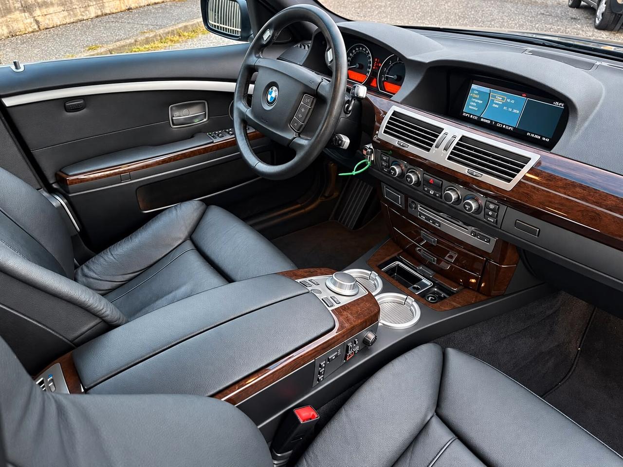 BMW 740I V8 BENZINA STUPENDAAAA