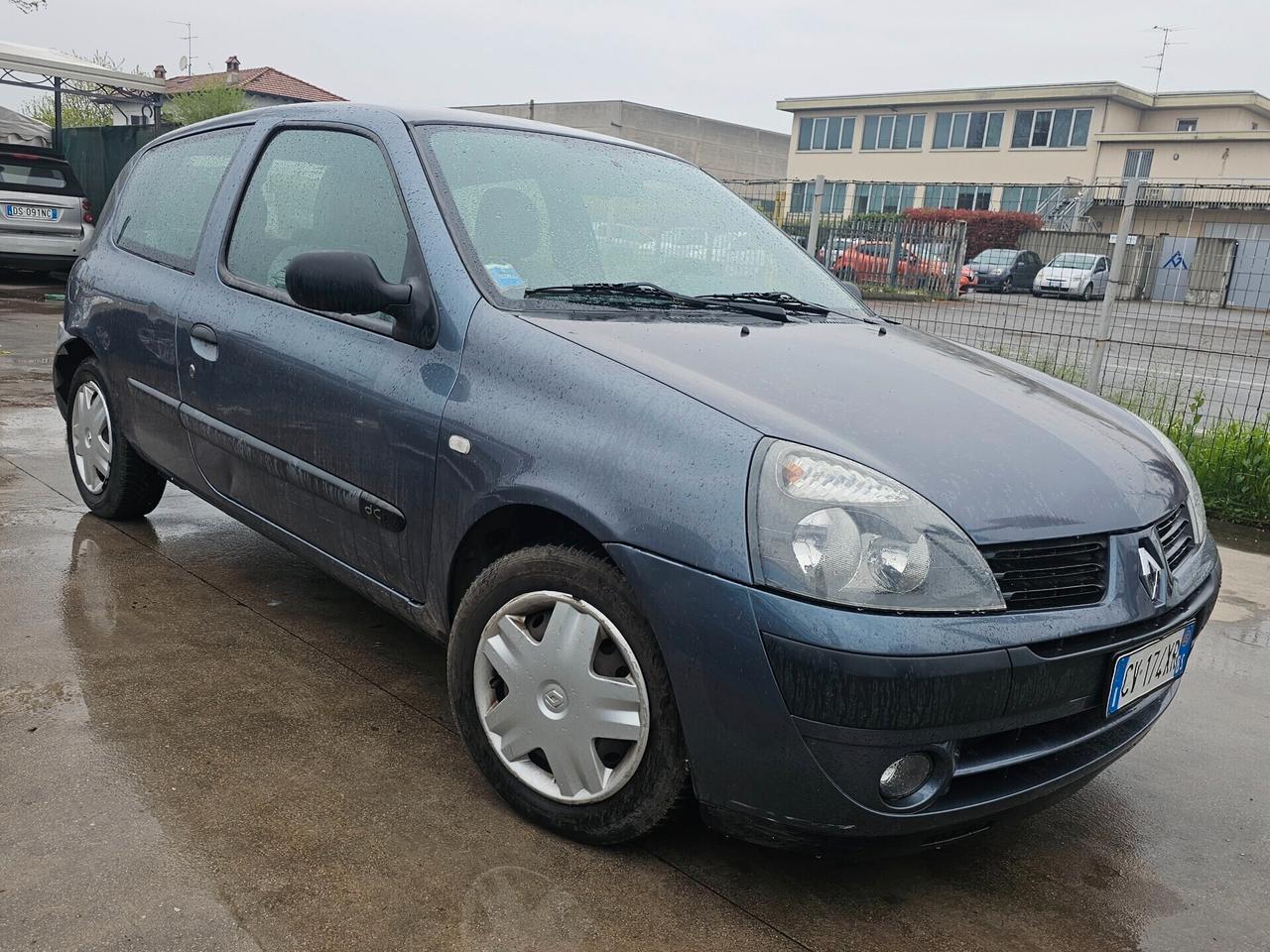 Renault Clio 1.2 16V cat 3 porte Confort Authentique