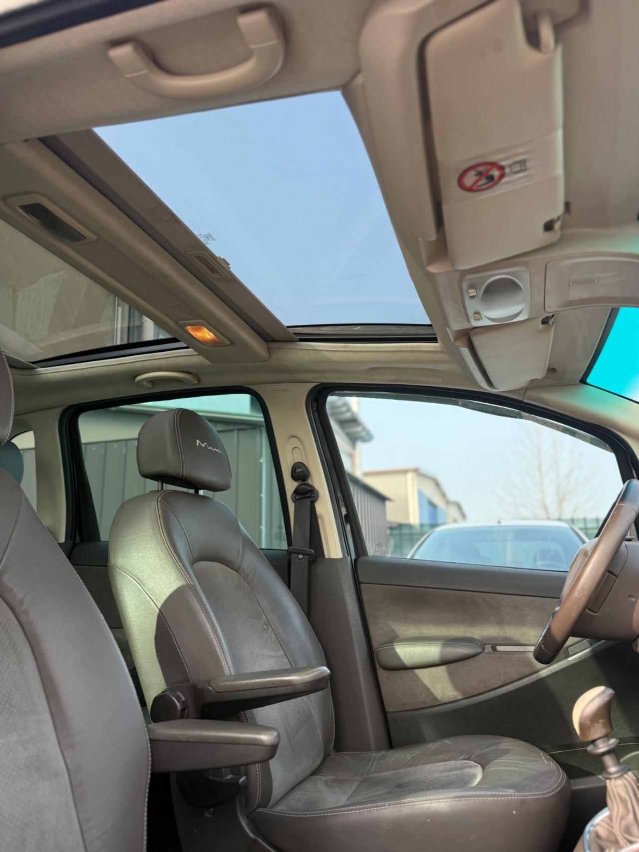 Lancia MUSA 1.4 16V Poltrona Frau