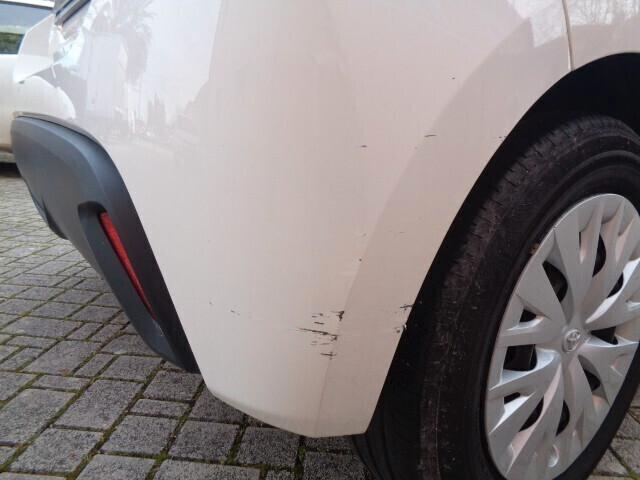 Toyota Yaris 1.0 5 porte Active NO VINCOLO FINANZIAMENTO LEGGERE NOTE