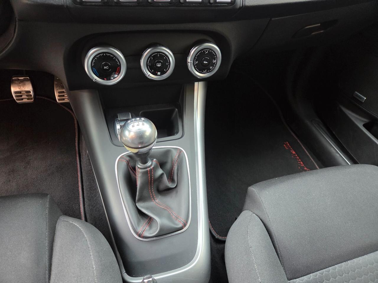 Alfa Romeo Giulietta 1.4 Turbo 120 CV Distinctive unico proprietario