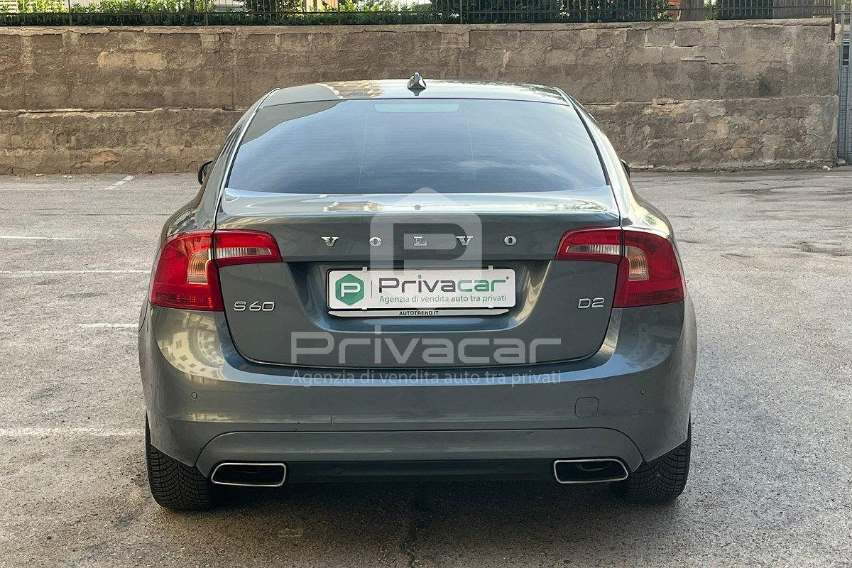VOLVO S60 D2 Geartronic Momentum
