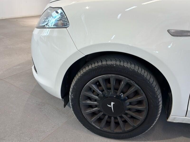Lancia Ypsilon 1.3 MultiJet 95cv Elefantino