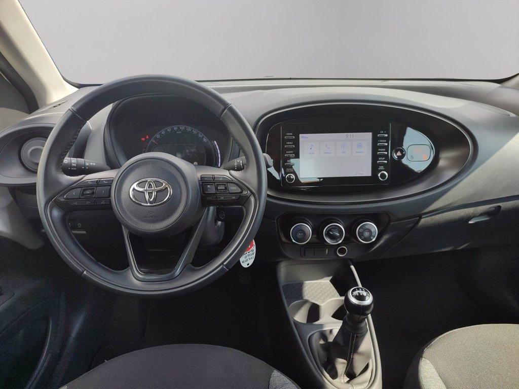 TOYOTA Aygo x 1.0 active 72cv del 2023