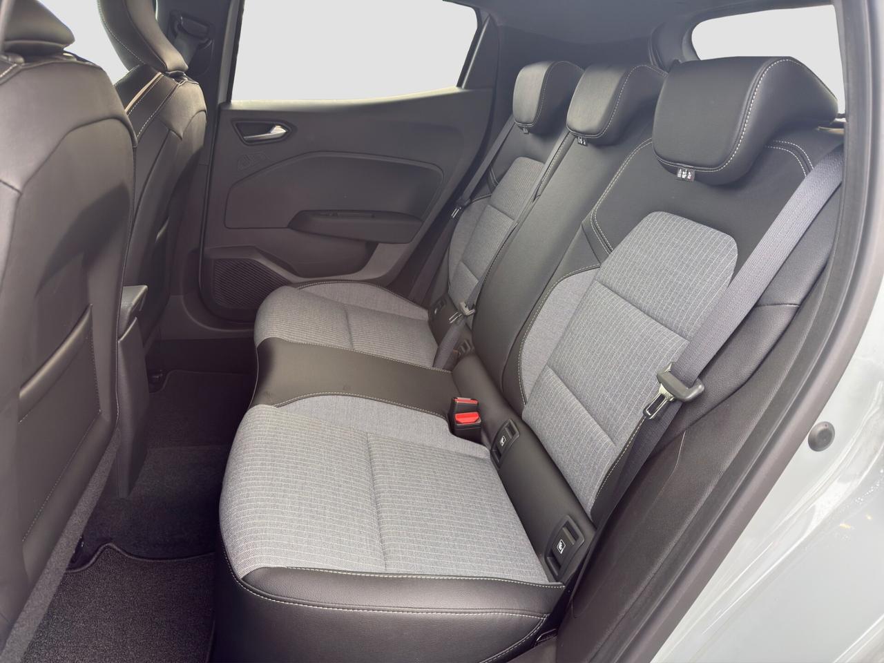 Renault Clio ECO-G 100 CV 5 porte Techno