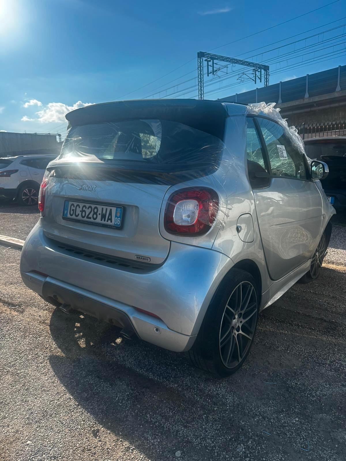 Smart ForTwo BRABUS 0.9 Turbo twinamic cabrio 15th anniversary