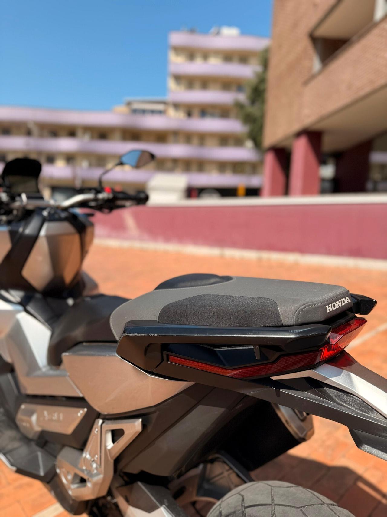 HONDA XADV 750 TOURING TASTO G
