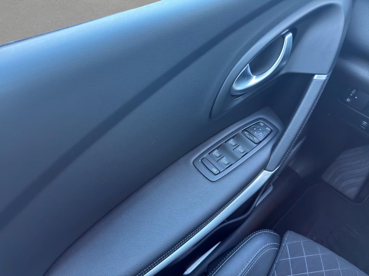 Renault Kadjar TCe 140CV EDC FAP Sport Edition2